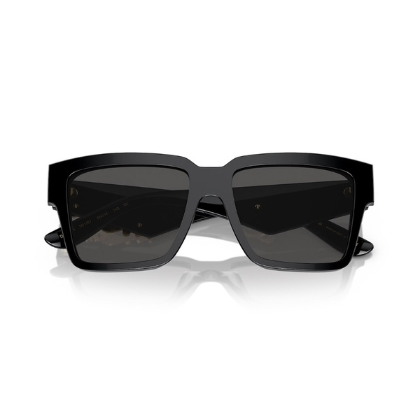 Dolce & Gabana Black Sunglasses with Signature Logo ?